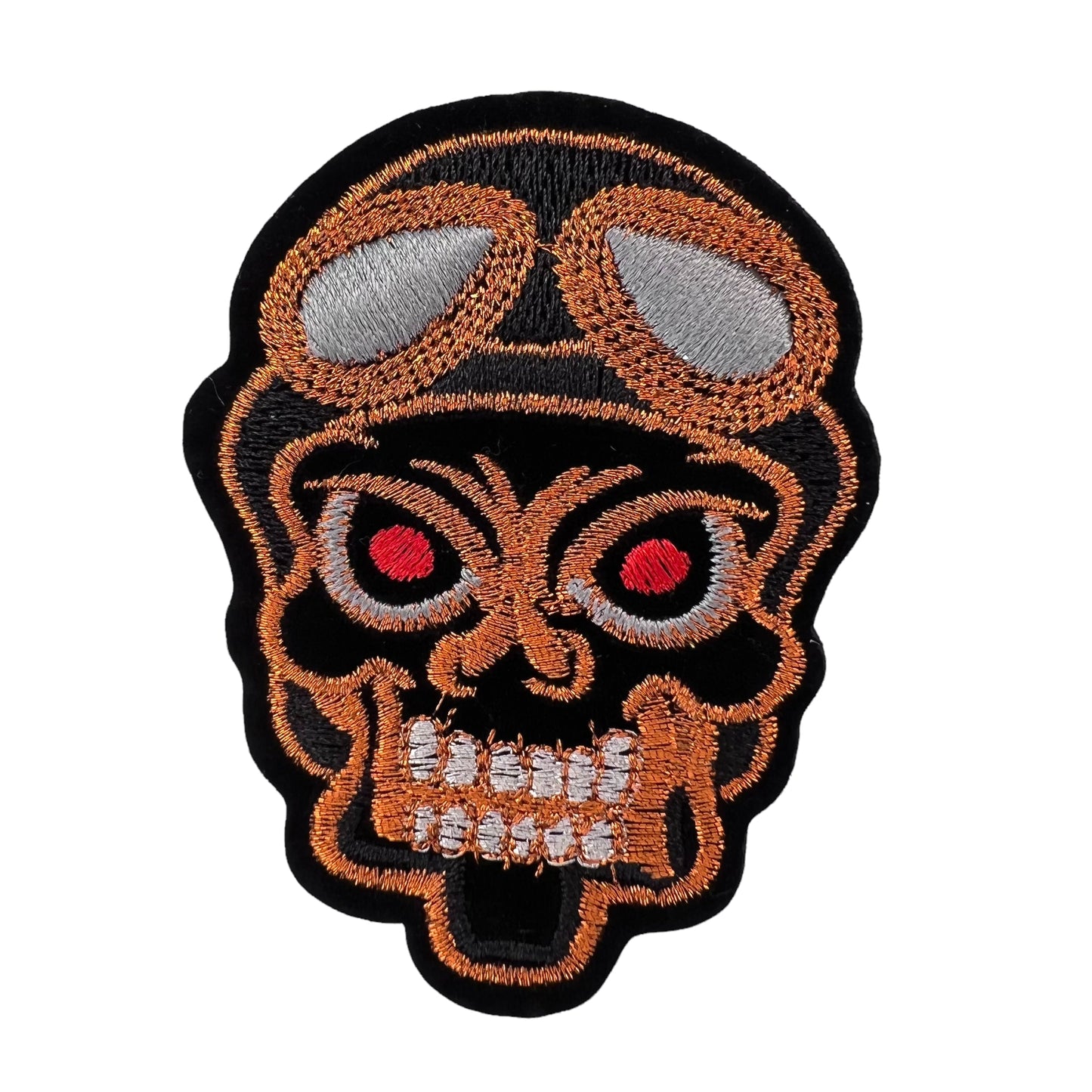 P0445-zwarte-skull-met-bronzen-lijnen-patch