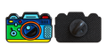 Camera pin in felle kleuren, originele voorzijde en zwarte achterzijde met sluiting