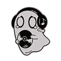 P2-13 Spook Met Koptelefoon Pin – voorkant