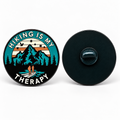 P6-15 Hiking is my therapy pin – voor- en achterzijde