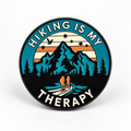 P6-15 Hiking is my therapy pin – voorzijde