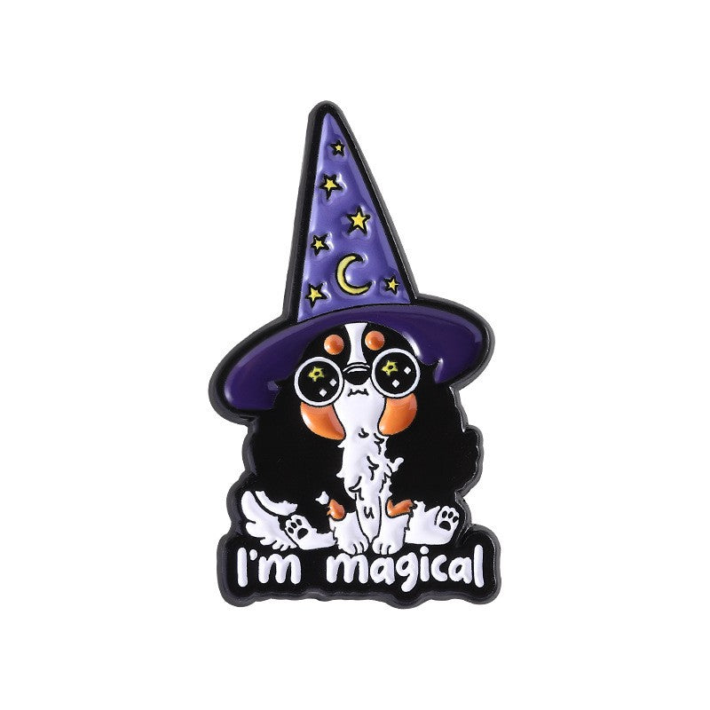 P6-18-hond-met-een-tovenaarshoed-en-tekst-I'm-magical-pin