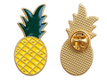 P7-13 Tropische ananas – voorzijde en goudkleurige achterzijde met sluiting
