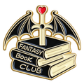 Fantasy Book Club met drie boeken, zwaard, rood hart en zwarte vleugels – vrijstaande voorzijde
