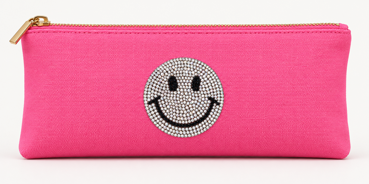 Zilveren smiley strass patch op een roze etui – SP0030