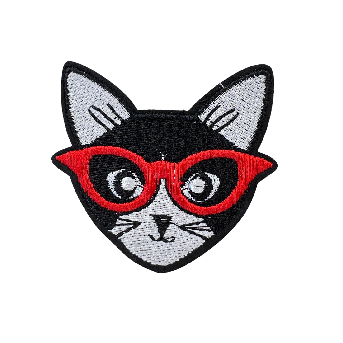 P0098-zwarte-kat-met-rode-zonnebril-patch