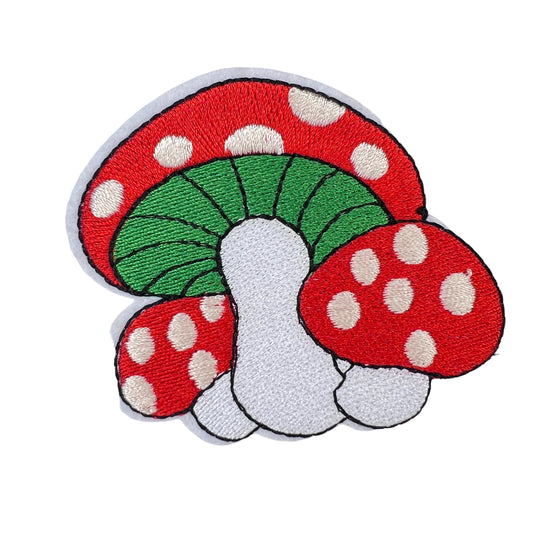 P0113-rood-met-witte-paddestoelen-patch