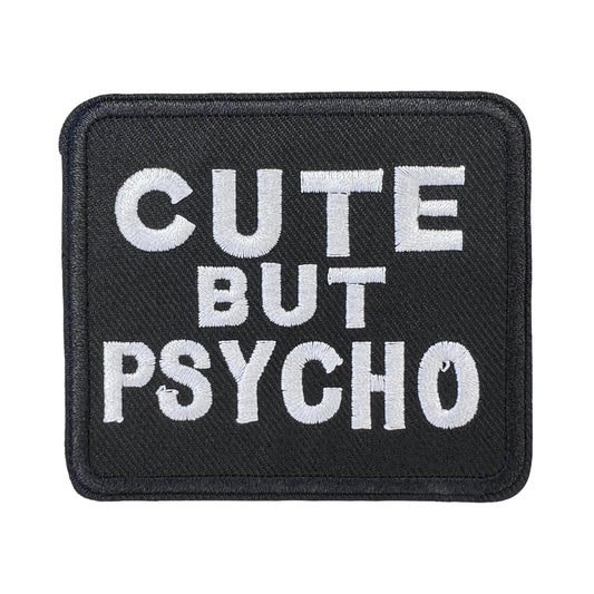 P0137-cute-but-psycho-tekst-op-zwarte-ondergrond-patch