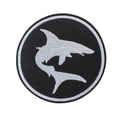 P0452-haai-op-zwarte-achtergrond-patch