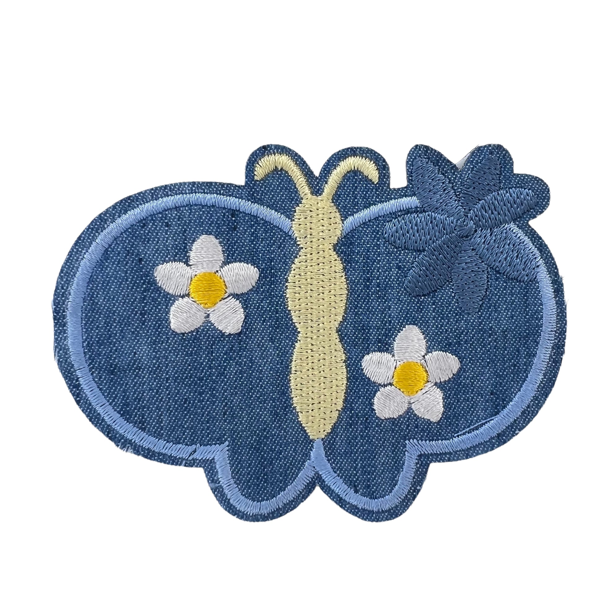 P0487-denim-blauwe-vlinder-met-witte-bloemetjes-patch