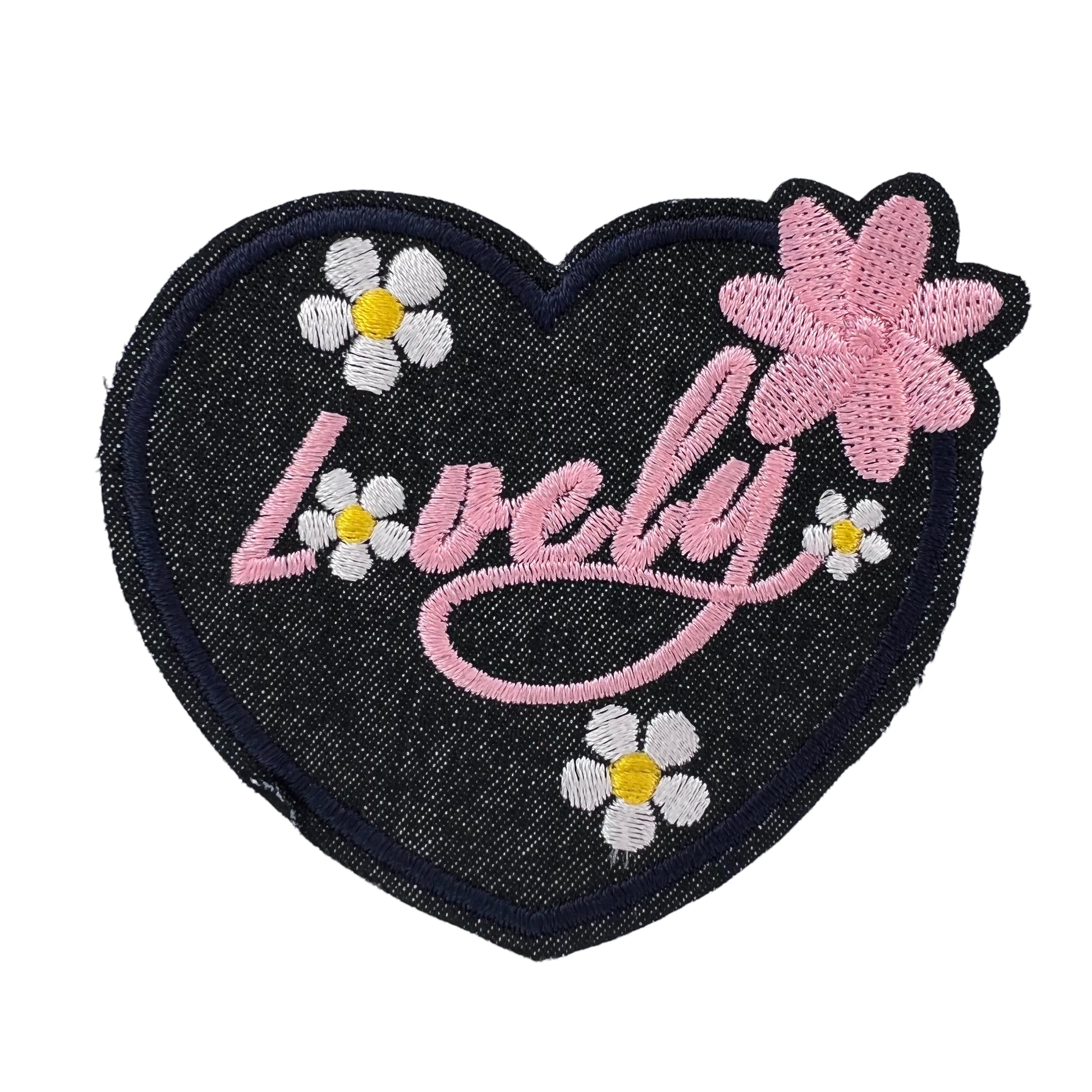 P0488-zwart-hart-met-roze-tekst-lovely-patch