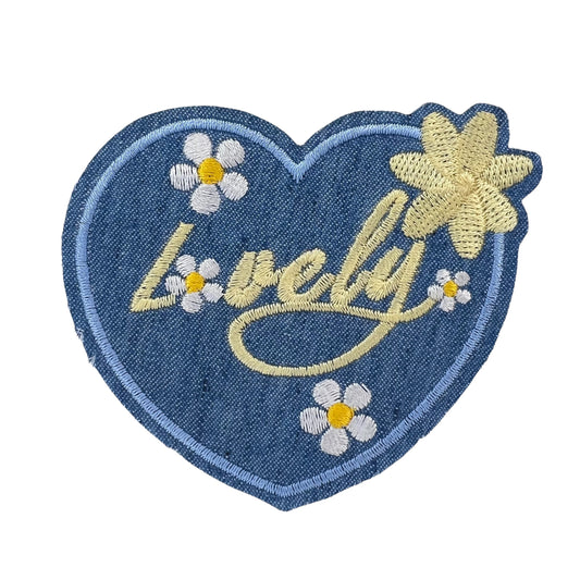 P0489-denim-blauw-hart-met-gele-tekst-lovely-patch