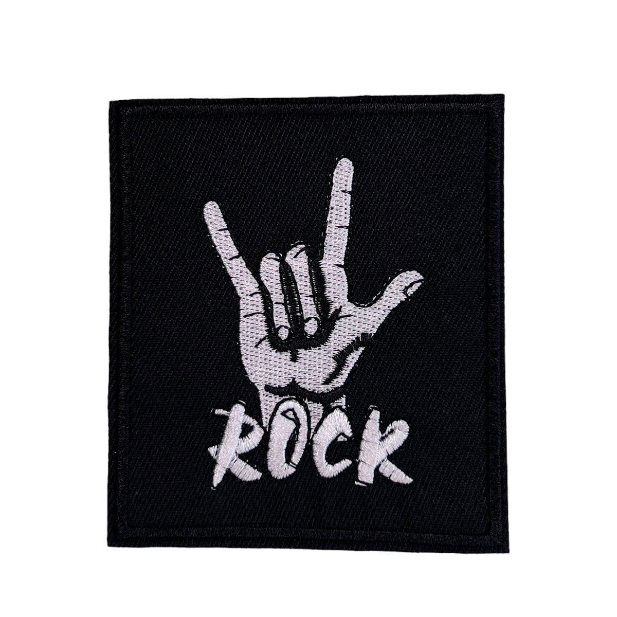 P0659-zwarte-patch-met-witte-hand-en-tekst-rock-patch