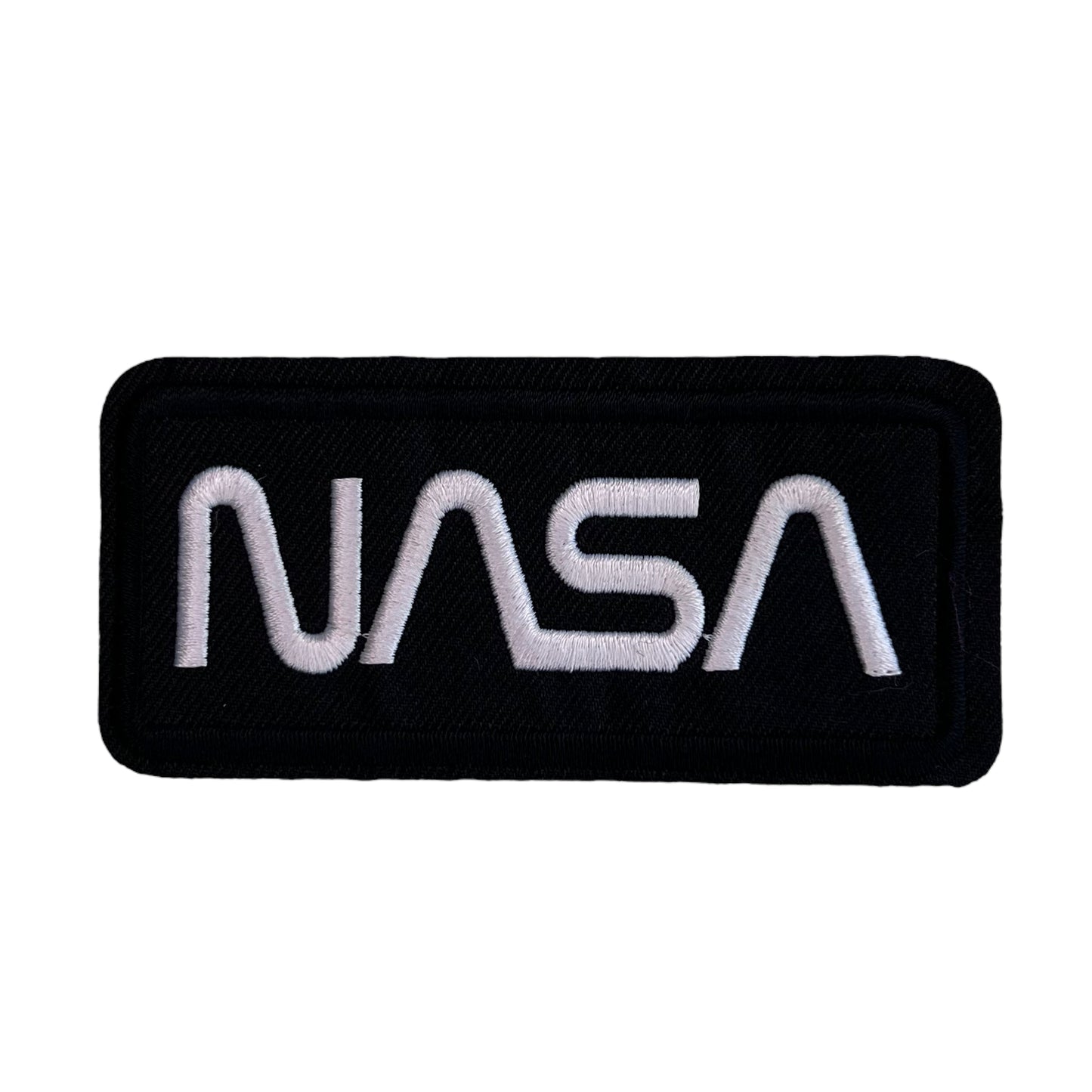 P0679-witte-nasa-tekst-op-zwarte-achtergrond-patch