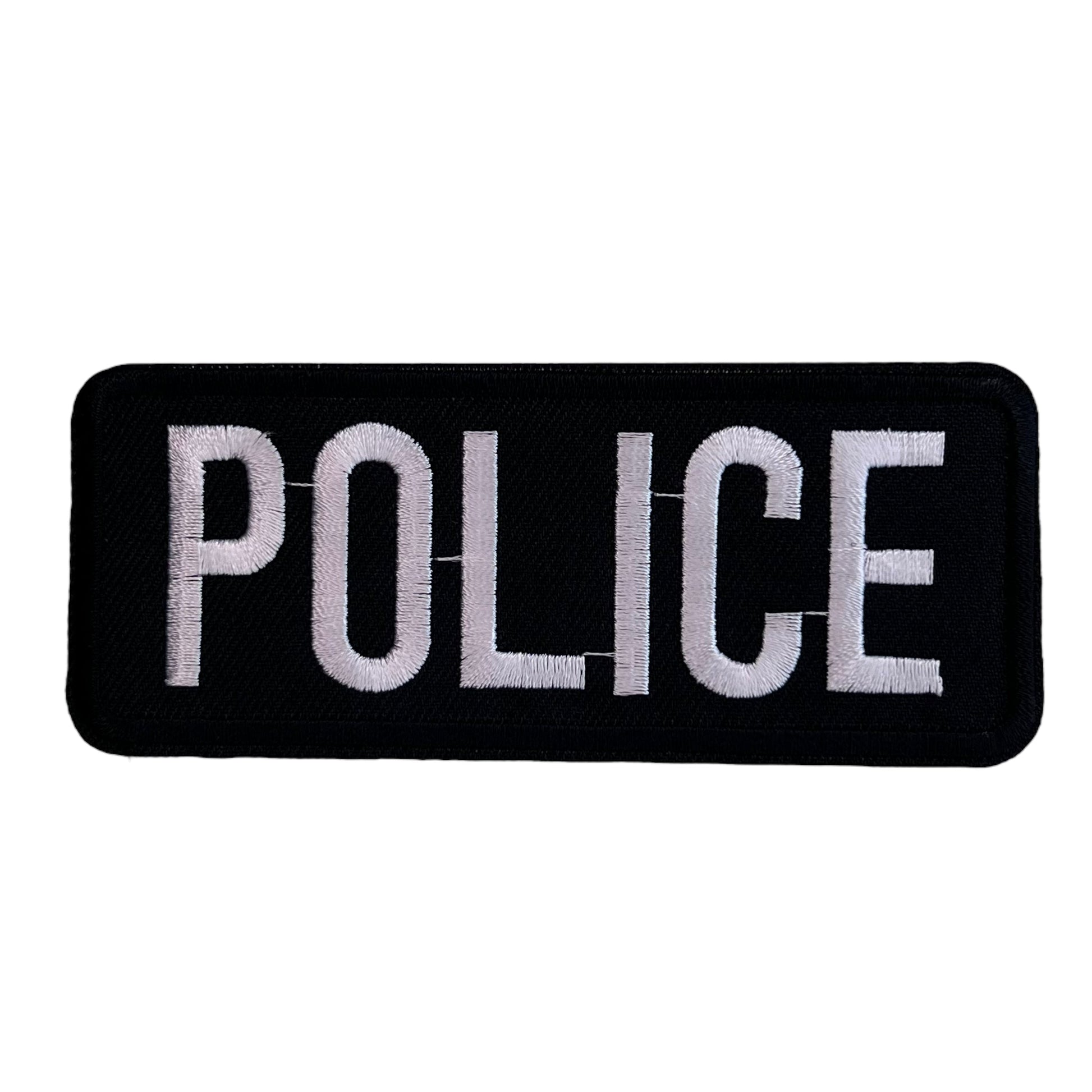 P0717-witte-tekst-police-op-zwarte-schtergrond-patch