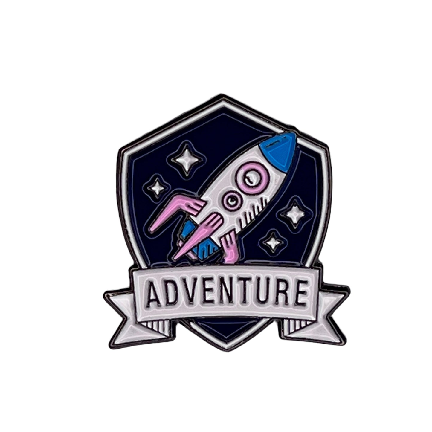 P3-23-Raket-Met-De-Tekst-Adventure-Pin